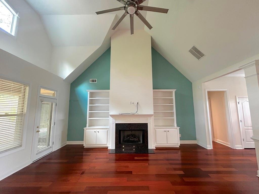 4060 San Marco Way Property Photo 6