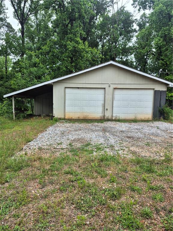 5895 Cumming Highway Property Photo 11