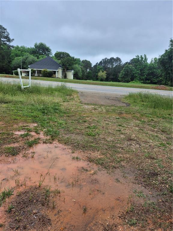 5895 Cumming Highway Property Photo 12
