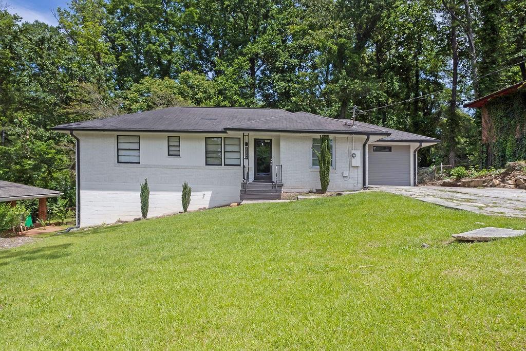 2636 Flagstone Drive SE