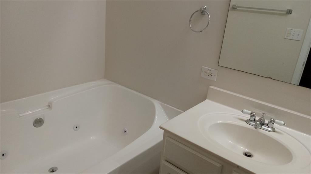 755 Crestwell Circle Sw Property Photo 28