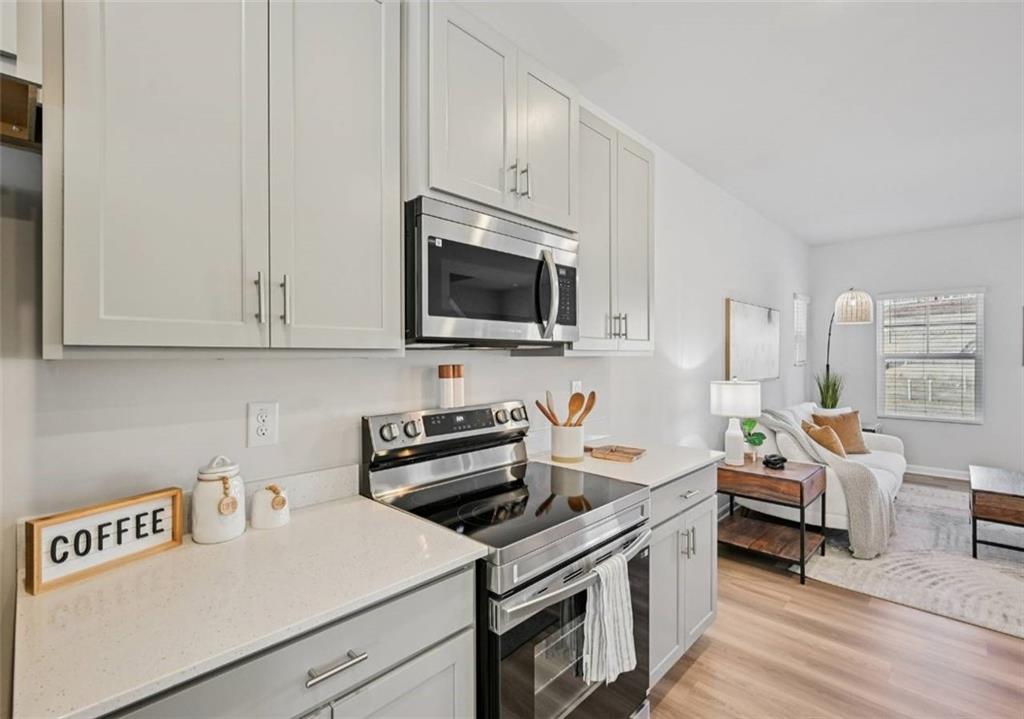 2258 Riverstone Boulevard Unit Jameson Property Photo 4