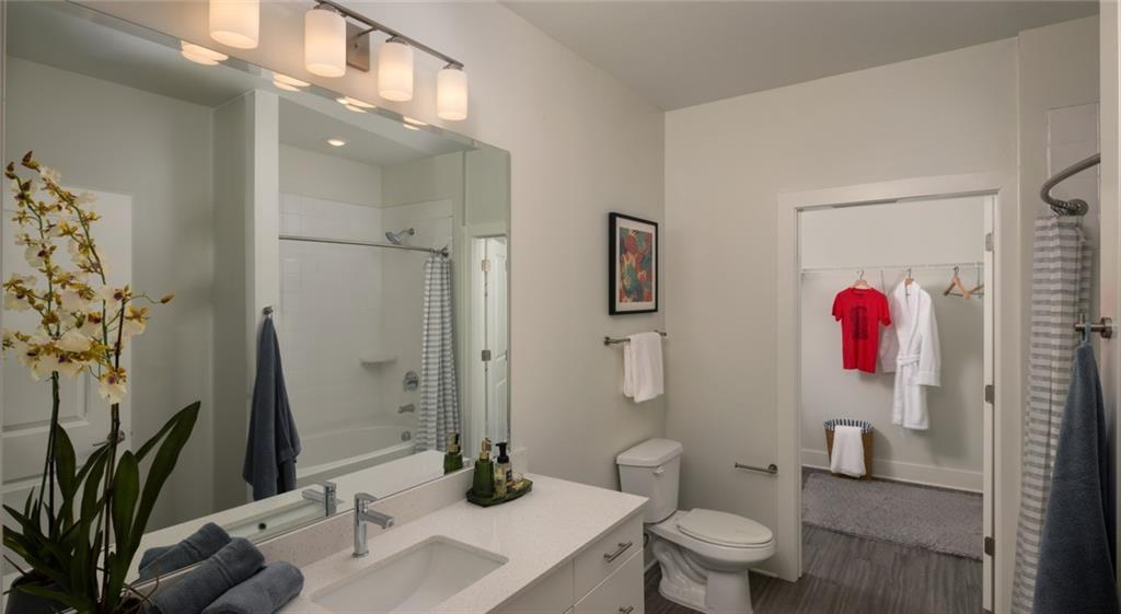 100 Oakbrook Drive Unit A1 Property Photo 26