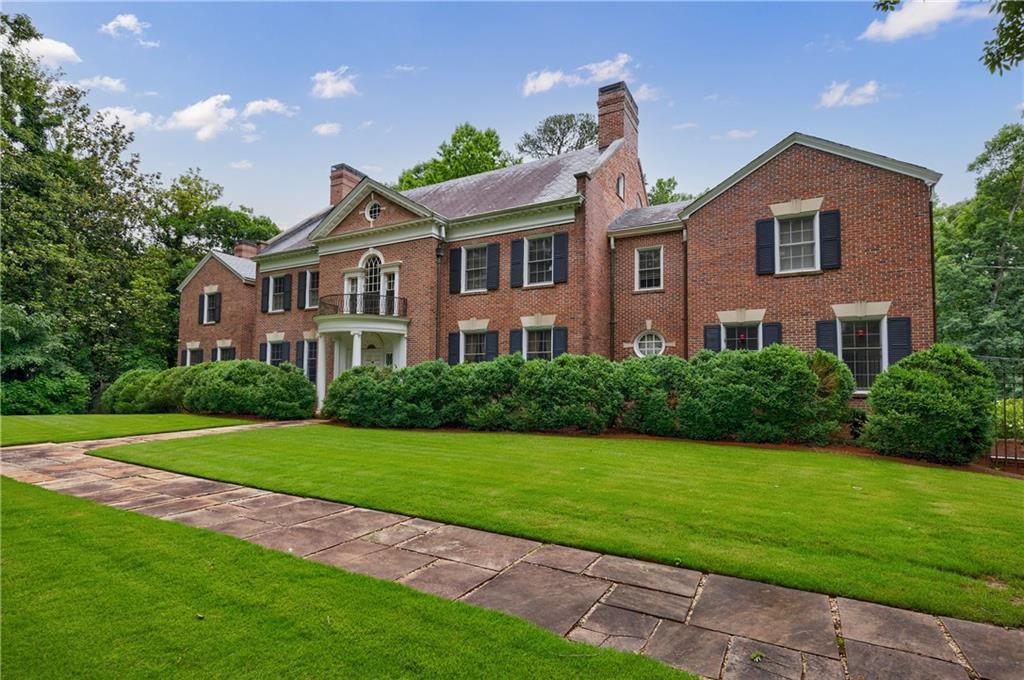 280 Blackland Road Nw Property Photo 2