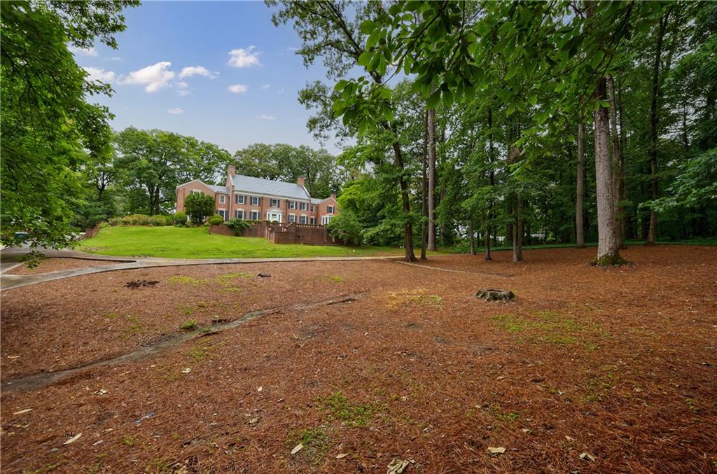 280 Blackland Road Nw Property Photo 12