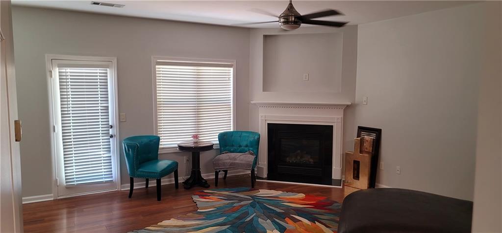5719 Singlebriar Court Property Photo 7