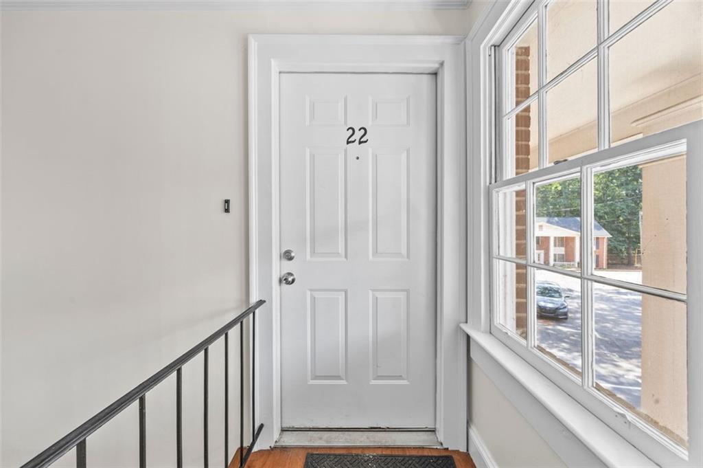 135 E Hill Street Unit 22 Property Photo 6
