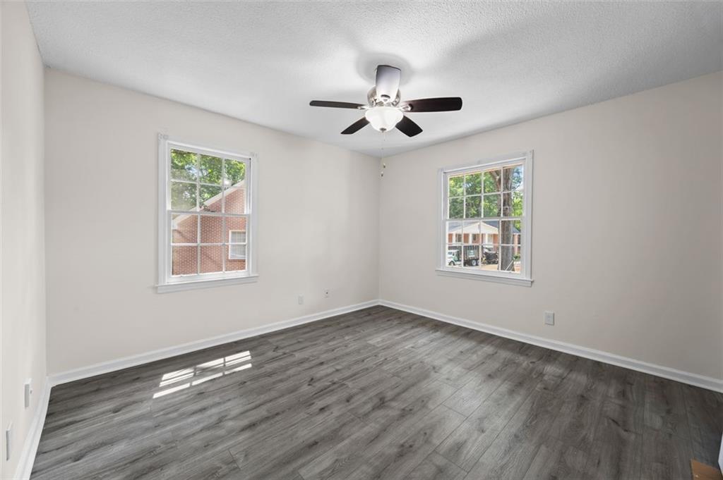 135 E Hill Street Unit 22 Property Photo 18