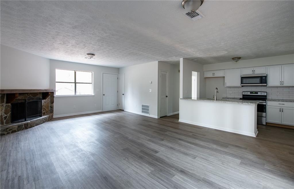 9250 Woodgreen Way Property Photo 1