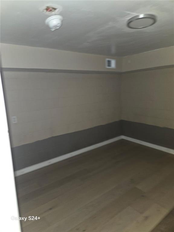2812 Maple Road Se Property Photo 25