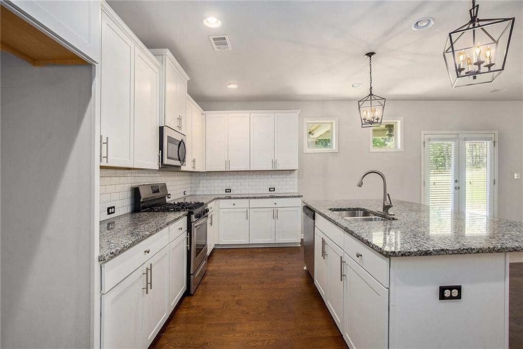 3005 Nicholas Dr Property Photo 11