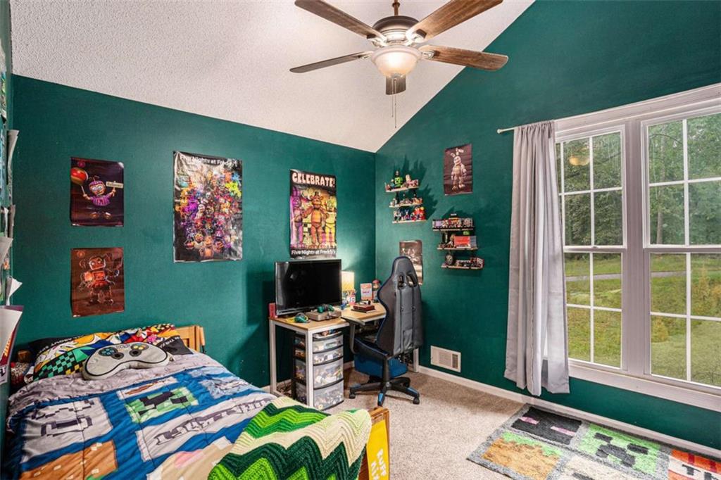 220 Spring Cir Property Photo 20