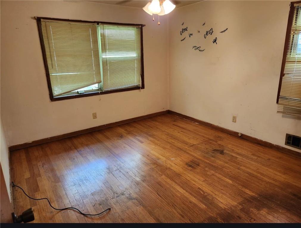 965 Stokeswood Avenue Se Property Photo 17