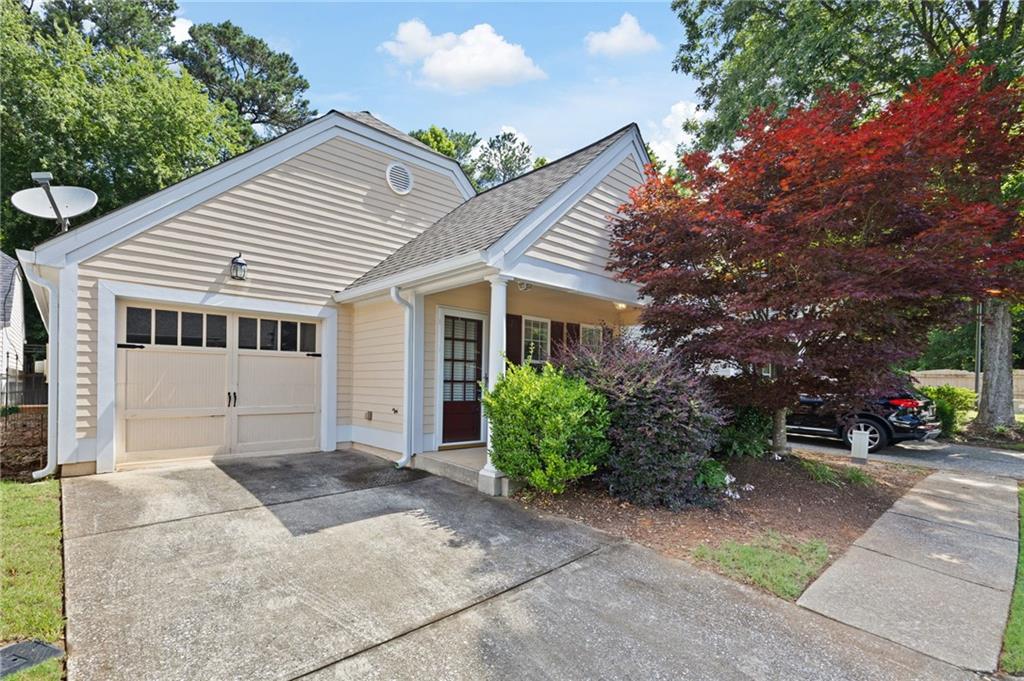 5069 Kathryn Glen Drive Property Photo 1
