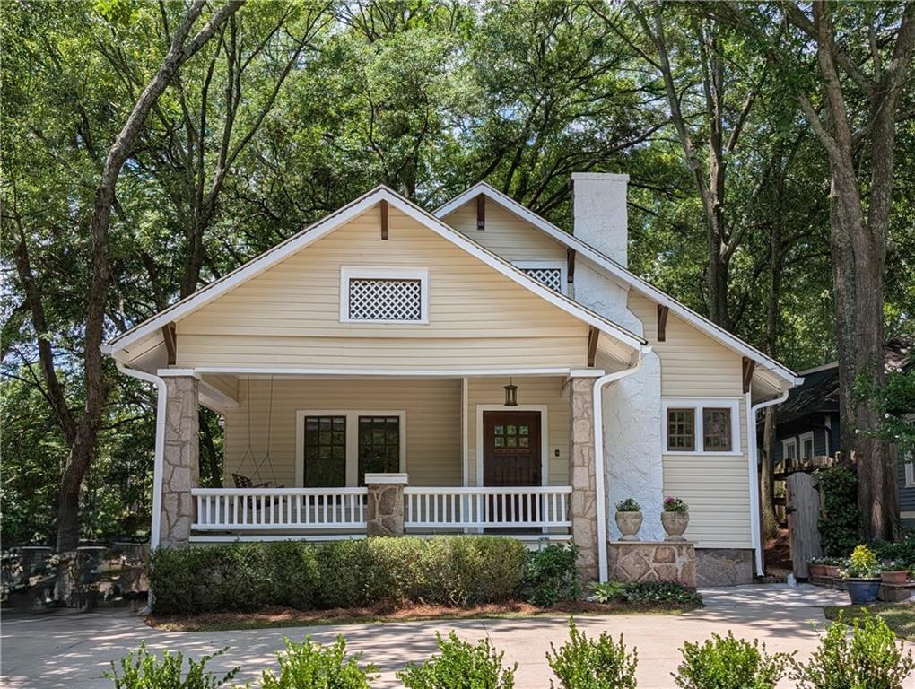 141 Mead Road Property Photo 1