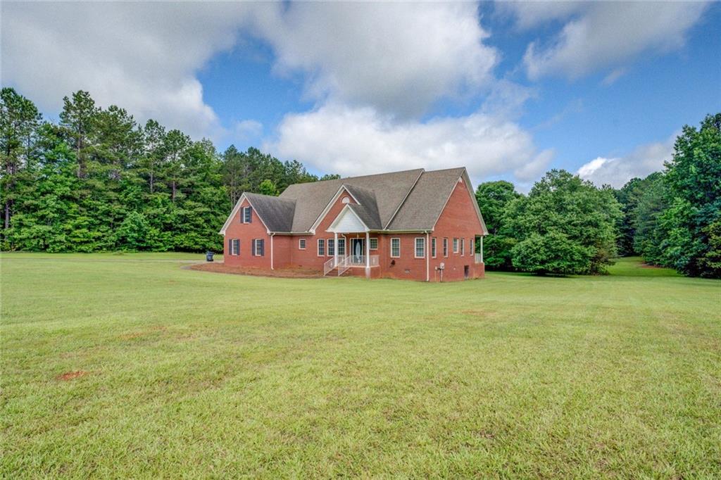 172 Lakeview Drive Property Photo 1