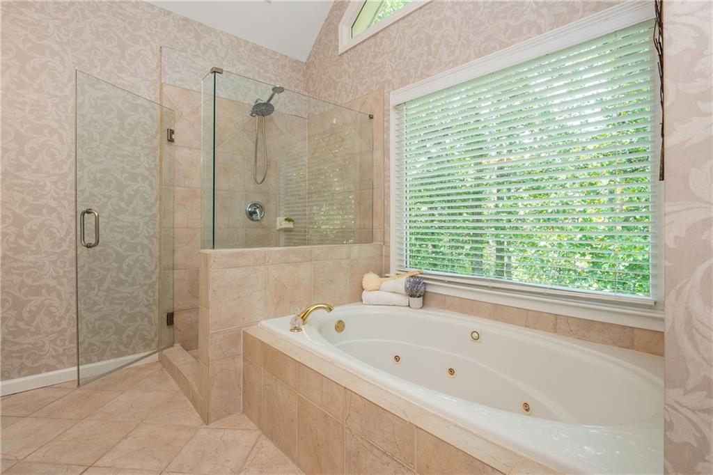 1645 Wynridge Path Property Photo 26