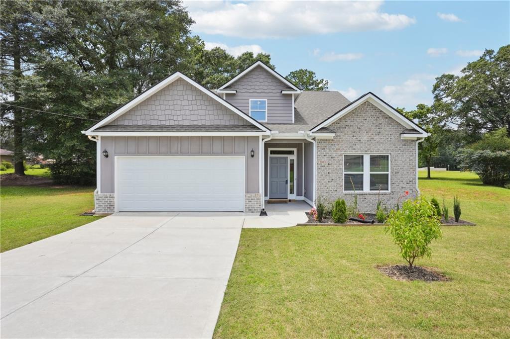 175 Carver Road Property Photo 1