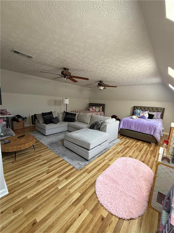 125 Sir Lancelot Court Property Photo 33