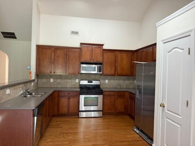 52 Longwood Crossing Property Photo 6