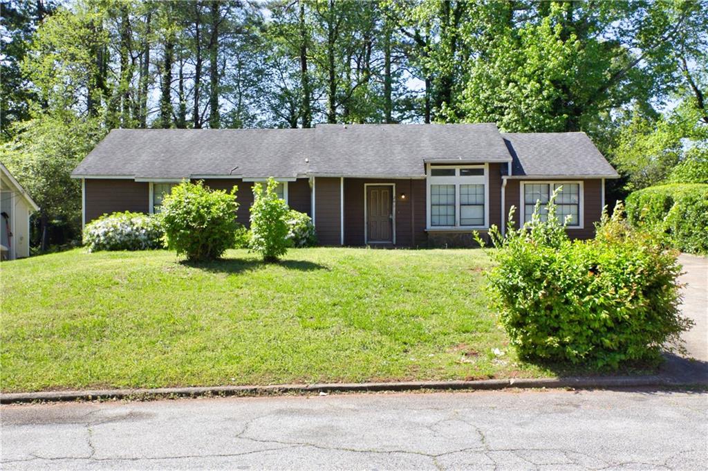 2414 Leslie Brook Drive Property Photo 1