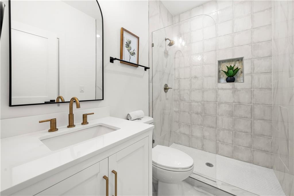 224 Cambridge Avenue Property Photo 23