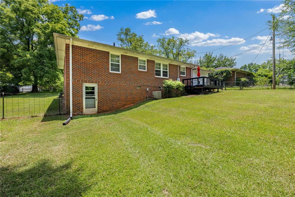 322 Scott Street Property Photo 16