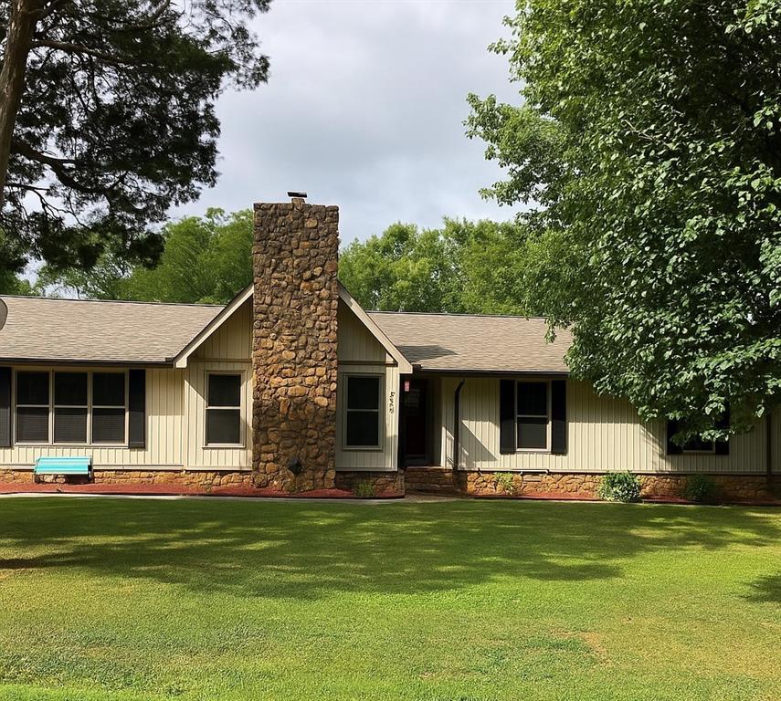 102 Sylvania Circle Property Photo 1