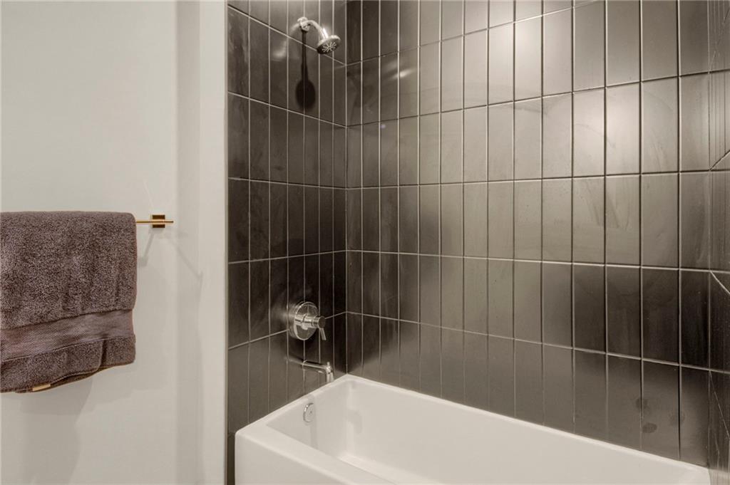 112 Rogers Street Ne Unit 305 Property Photo 20