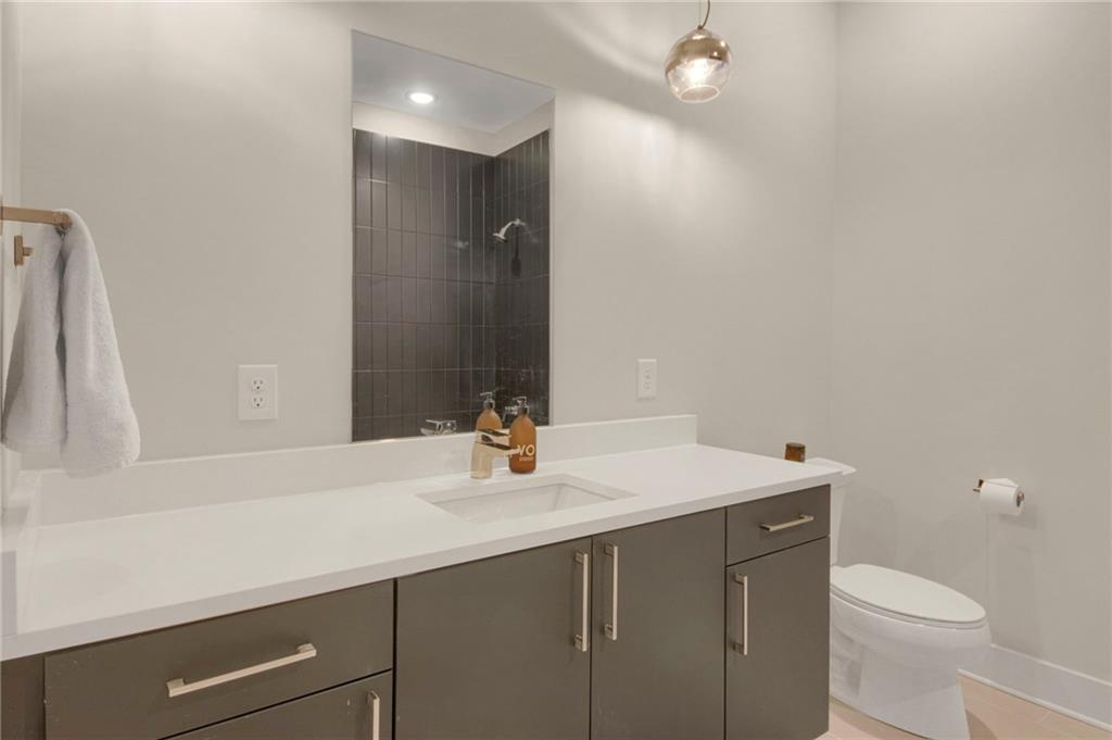 112 Rogers Street Ne Unit 305 Property Photo 21