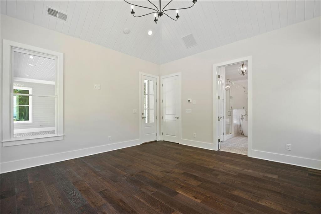 1009 Crossroads Trail Property Photo 18