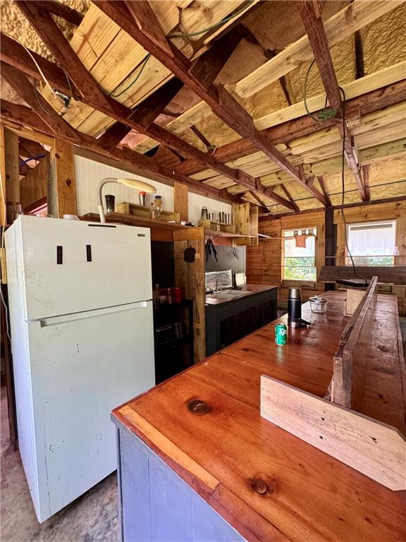 81 Hughes Dairy Road Se Property Photo 7