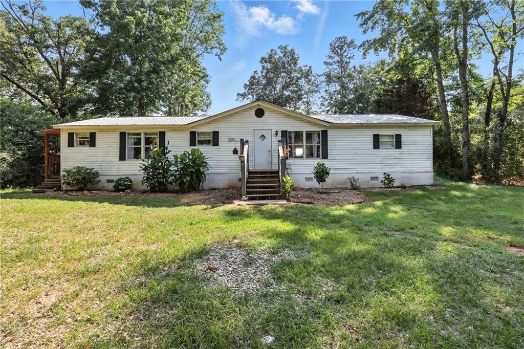 7612 Camden Road Property Photo 1