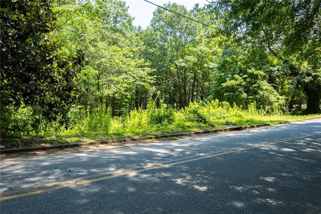 1095 Northwest Drive Property Photo 1
