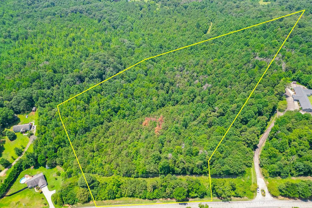 5821 Highway 320 Property Photo 6