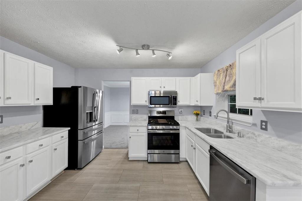1532 Milford Place Sw Property Photo 11