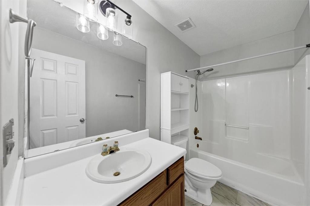 1532 Milford Place Sw Property Photo 28