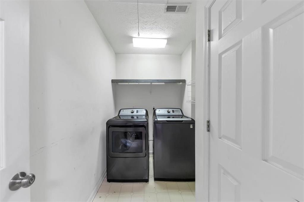 1532 Milford Place Sw Property Photo 29