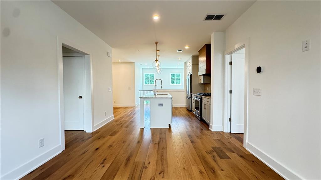 201 New Street Unit 1101 Property Photo 26