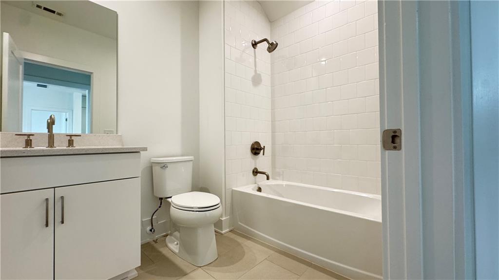 201 New Street Unit 1101 Property Photo 43