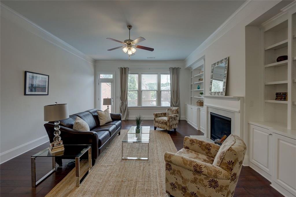 421 Alderwood Street Property Photo 13