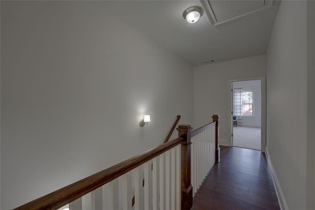 421 Alderwood Street Property Photo 25