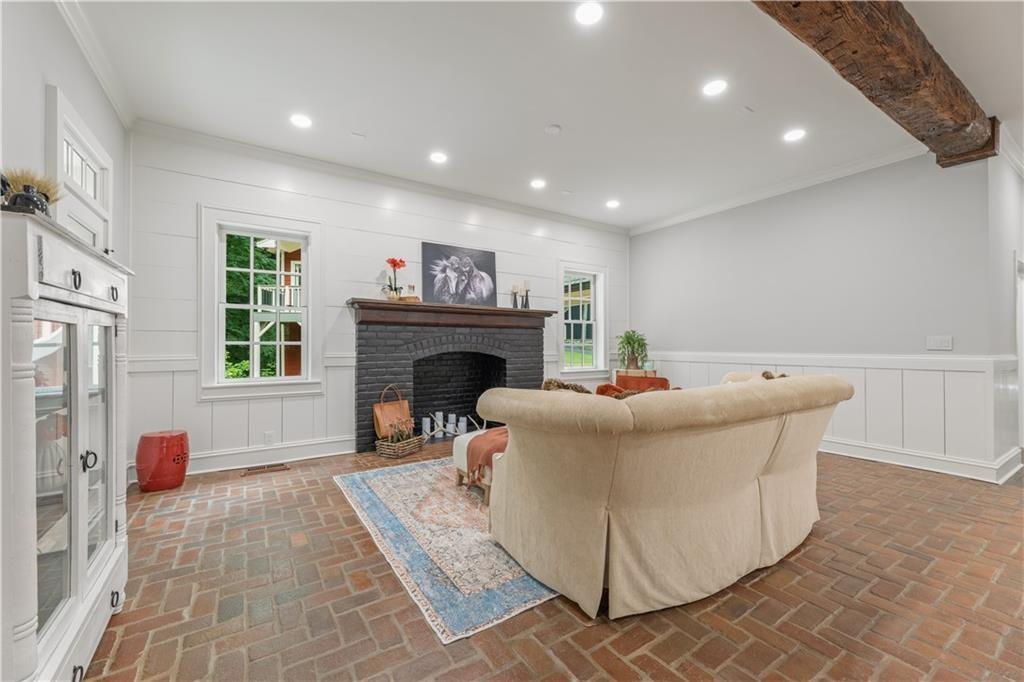 2425 Birmingham Road Property Photo 22