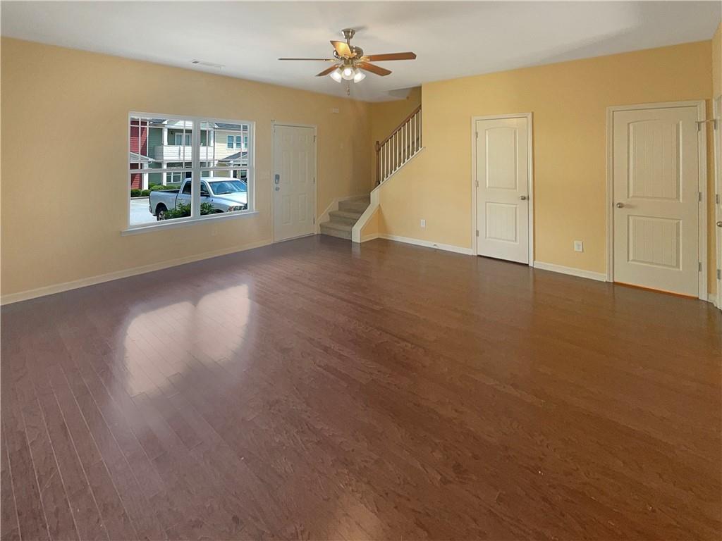 1734 Brookside Lay Circle Property Photo 3