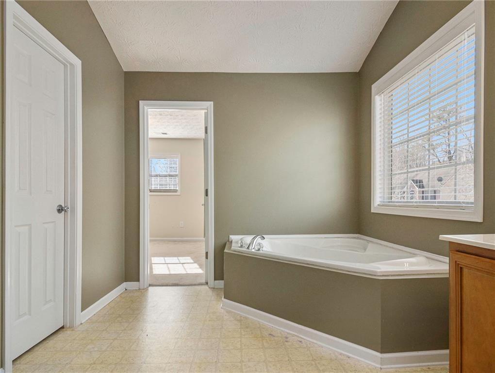 1301 Crosswind Place Property Photo 22