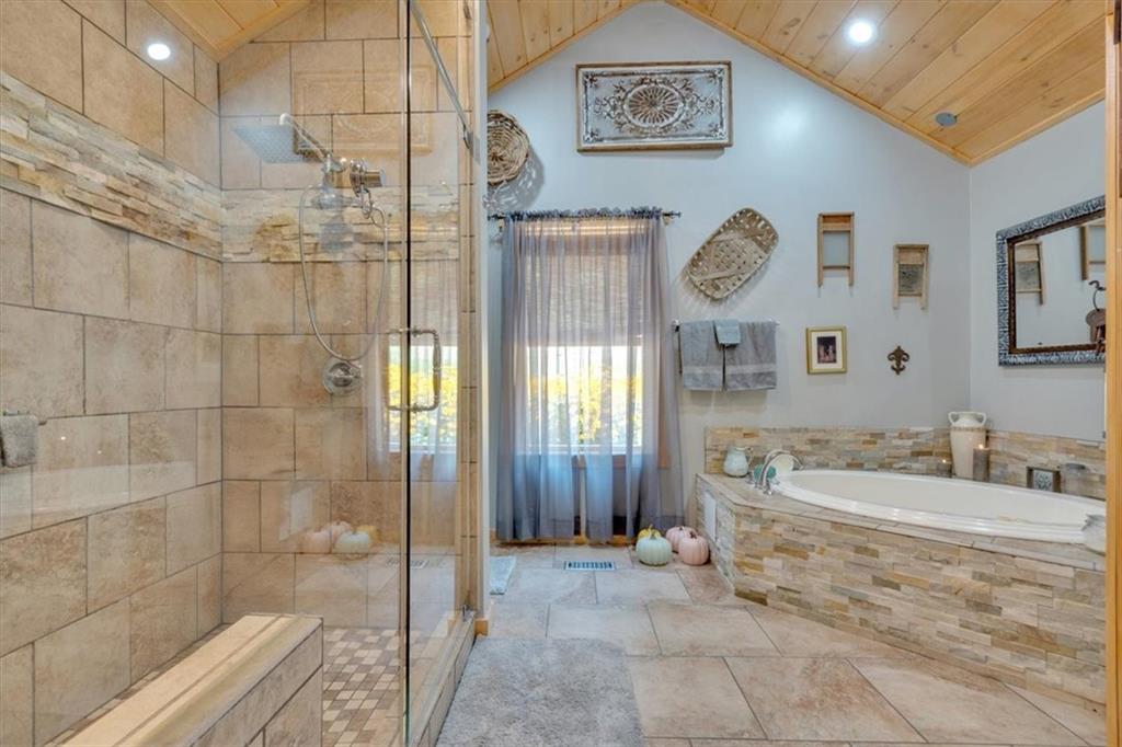 1528 Faith Court Property Photo 29