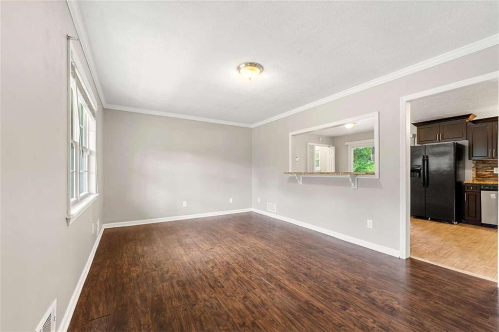 3027 Lakeridge Drive Property Photo 4