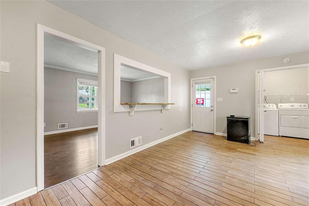 3027 Lakeridge Drive Property Photo 7