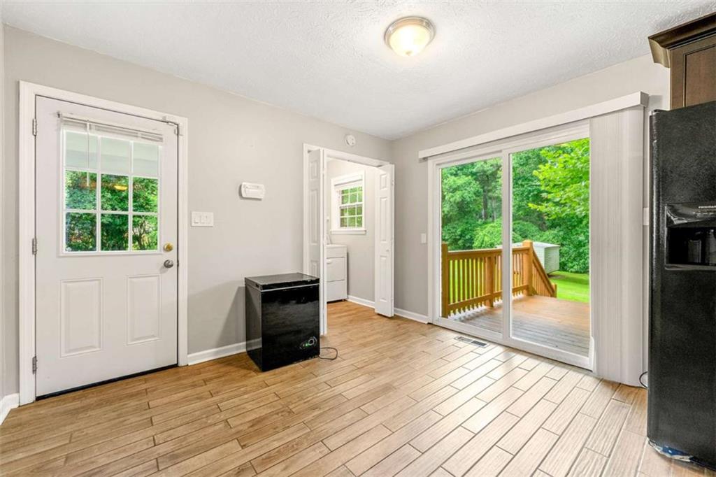 3027 Lakeridge Drive Property Photo 8