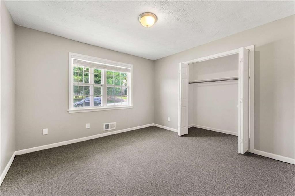 3027 Lakeridge Drive Property Photo 11
